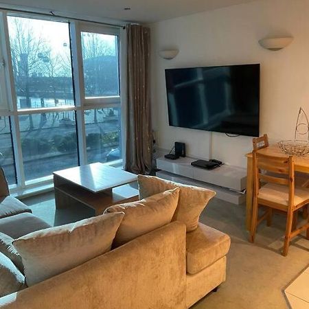 1 Bedroom Apartment Royal Docks London Bagian luar foto