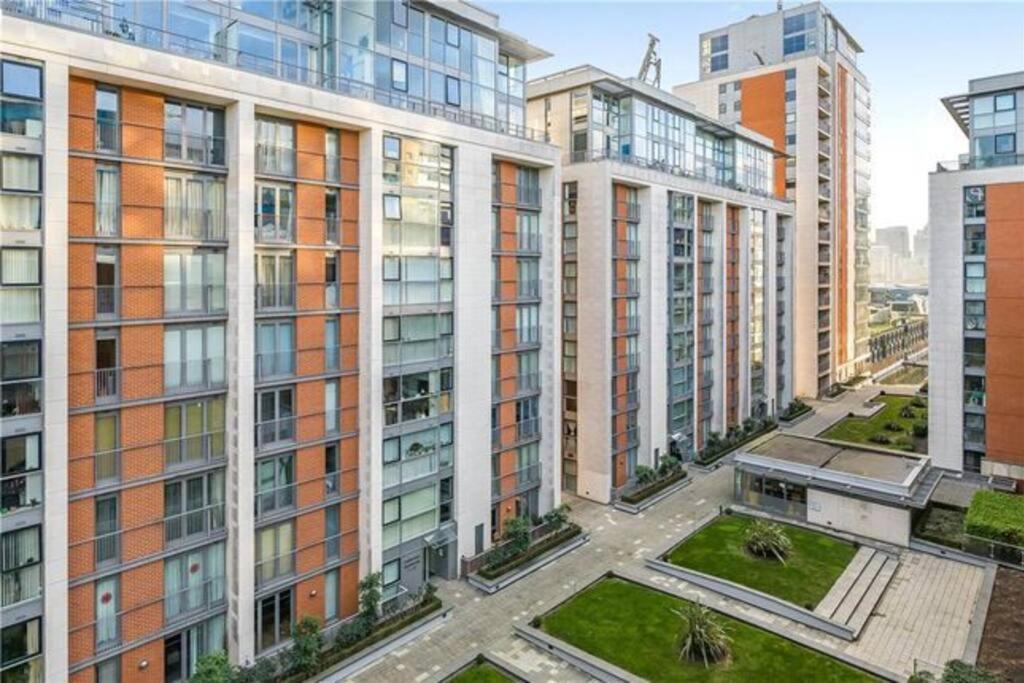 1 Bedroom Apartment Royal Docks London Bagian luar foto